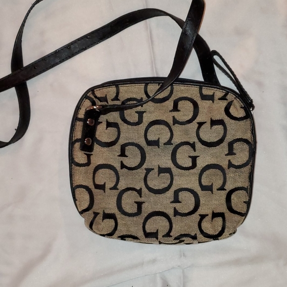 Guess crossbody handbag - Picture 2 of 5